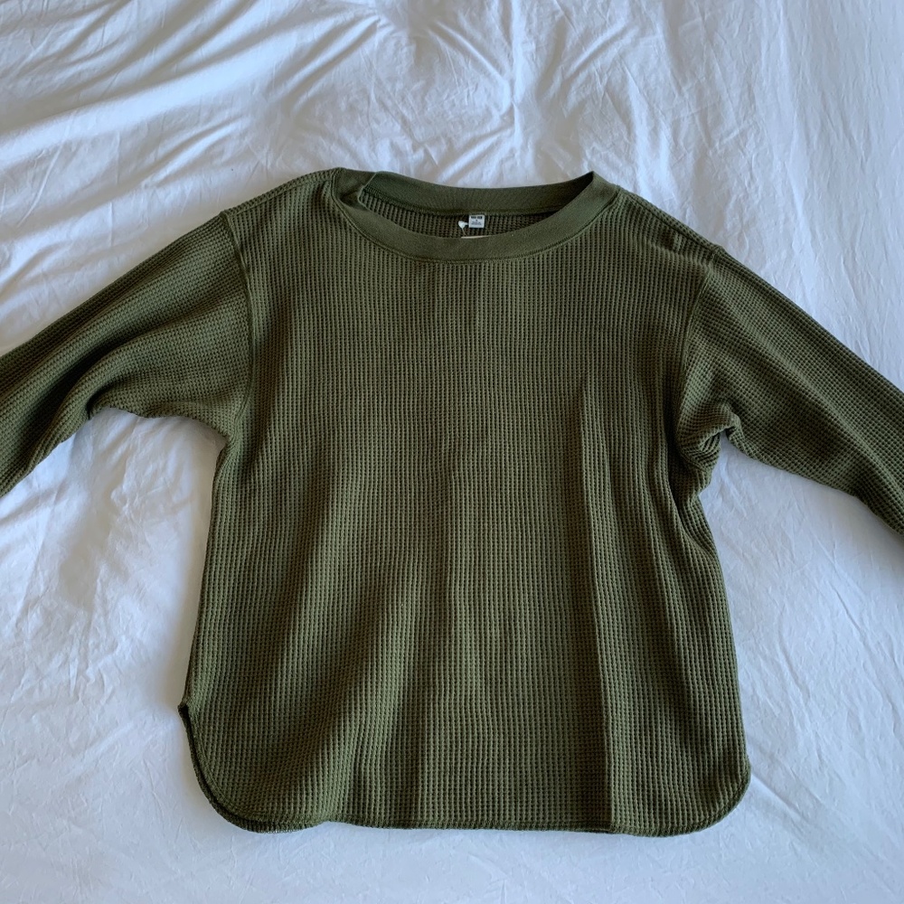 NWT Uniqlo Waffle Crew Neck Shirt